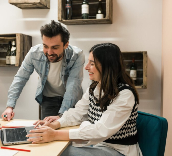 ¿Cuál es la tendencia del trabajo para los españoles este verano? ¿Optarán mayoritariamente por el teletrabajo?